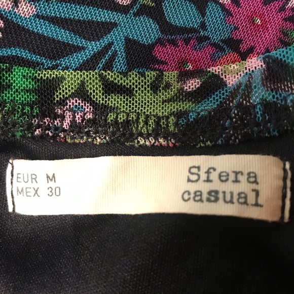 NWOT Round Neck Tunic Dress - Floral print - M - Picture 8 of 8